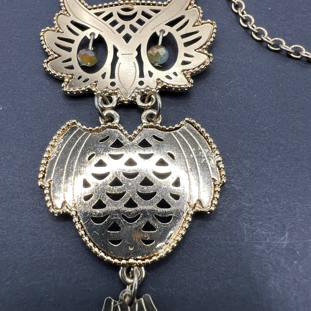Long Gold Tone Articulated Owl Pendant Necklace 30” Chain. Metal Unmarked
